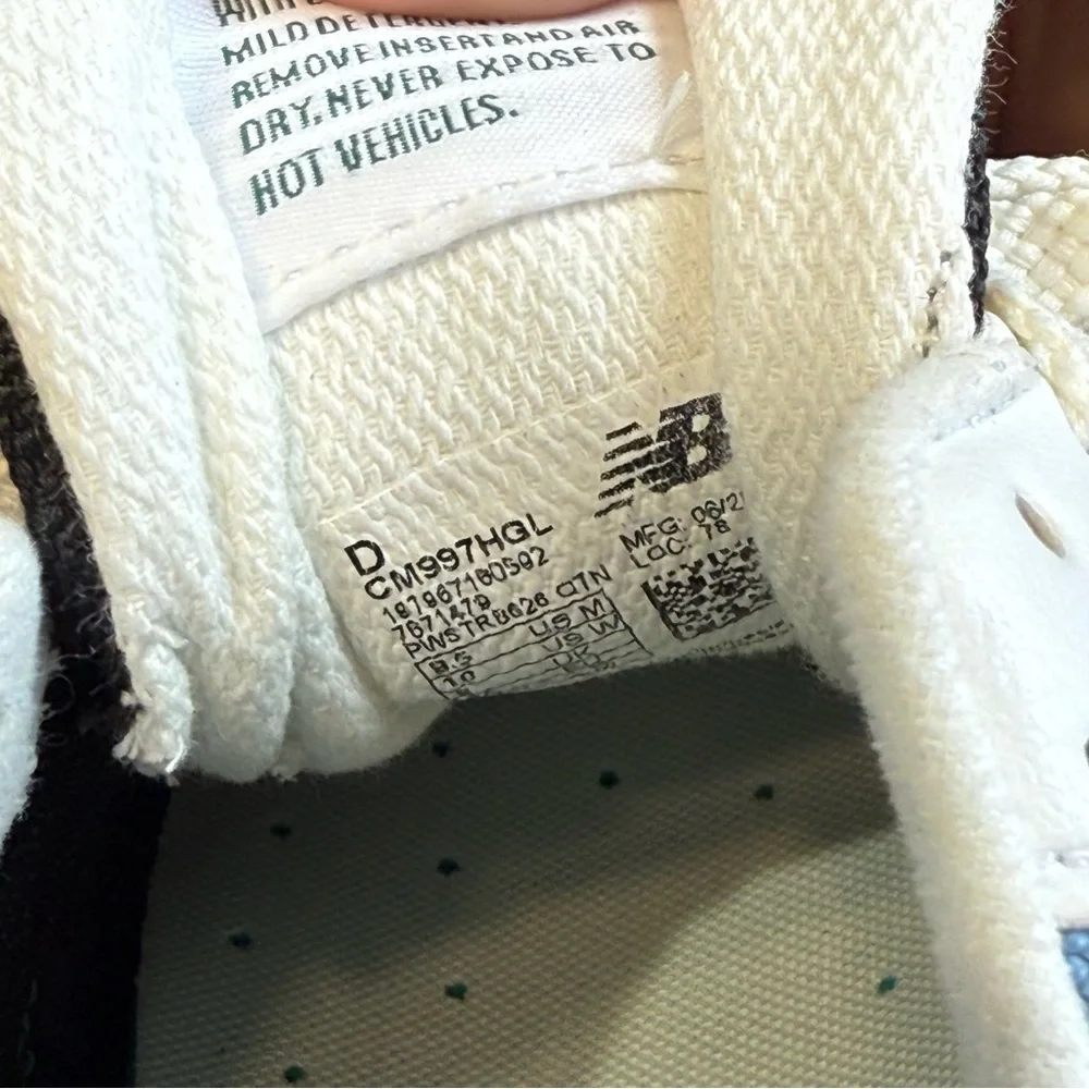 New Balance 997H Size 8.5D in Mens or 10 in womens - Picture 9 of 10